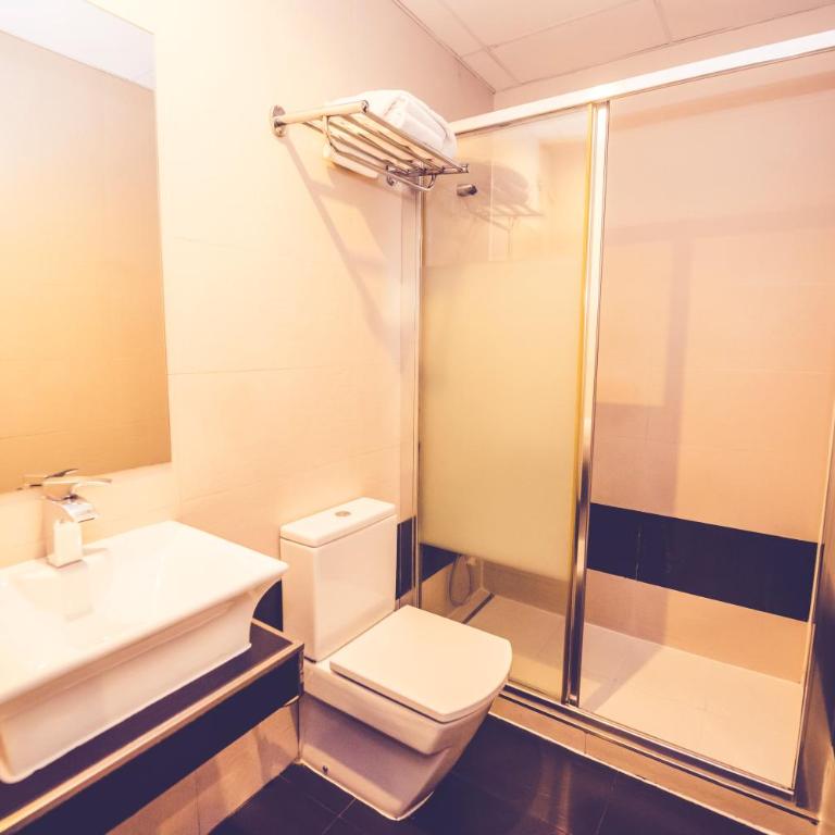 Hostal Sol Los Angeles - Double or Twin Room - 18