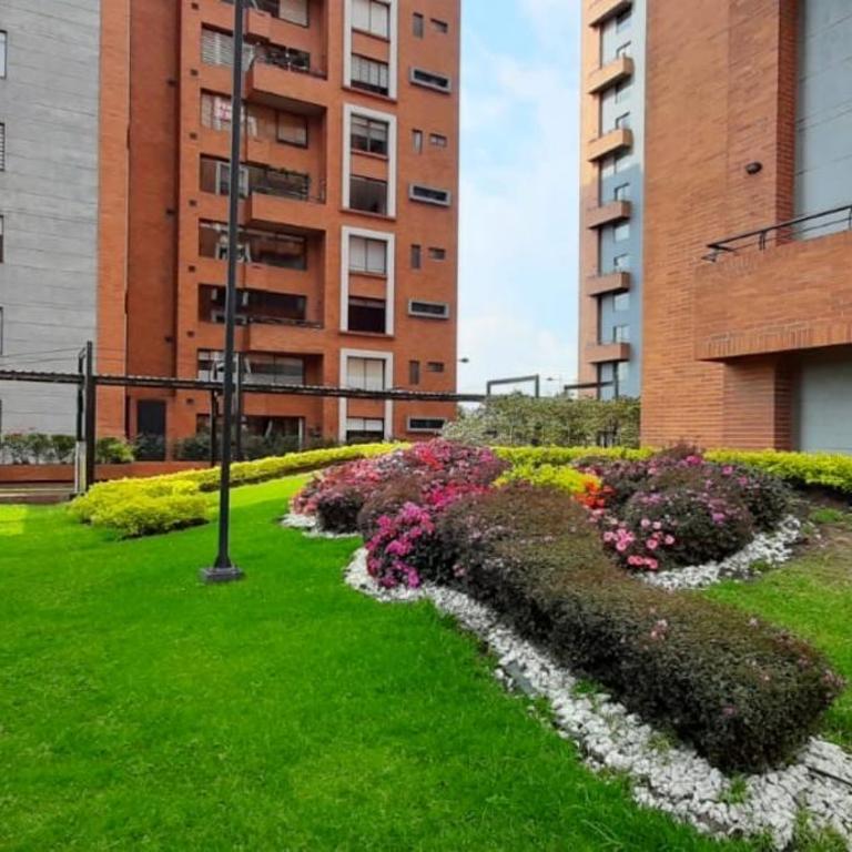Apartamento Park Way Bogotá Embajada - Apartment with Balcony - 42