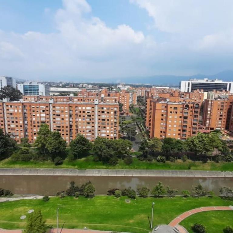 Apartamento Park Way Bogotá Embajada - Apartment with Balcony - 56