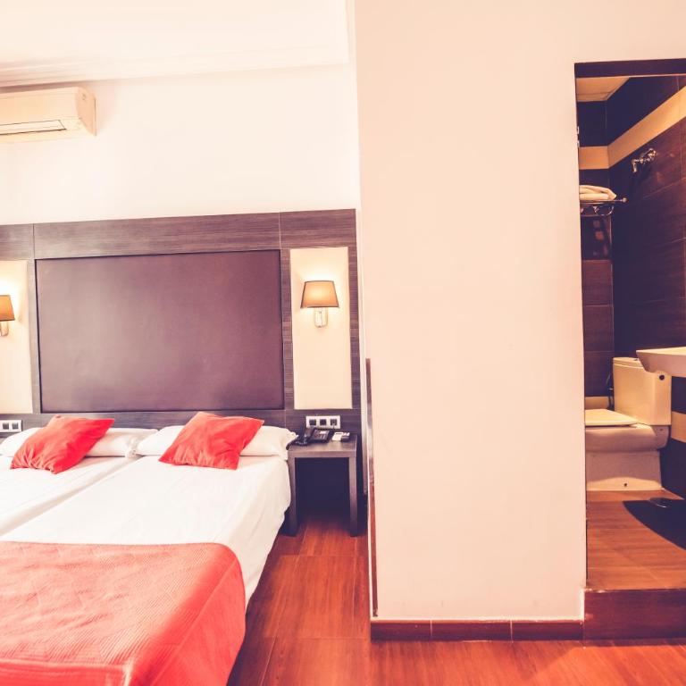 Hostal Sol Los Angeles - Double or Twin Room - 6