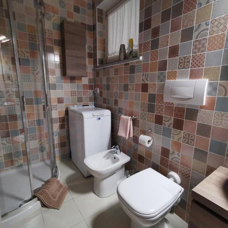 Near Villa Monastero and Castello di Vezio - Appartement - Vue sur Lac - 27