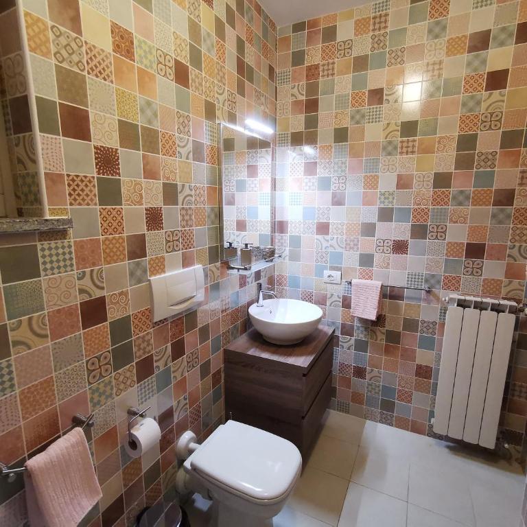 Near Villa Monastero and Castello di Vezio - Appartement - Vue sur Lac - 25