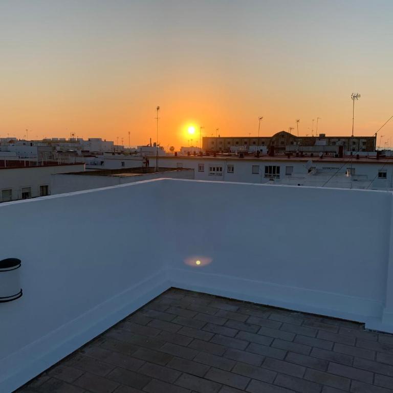 Atico Terraza Cadiz Centro Ascensor Playa de la Caleta - Apartamento de 1 dormitorio - 35