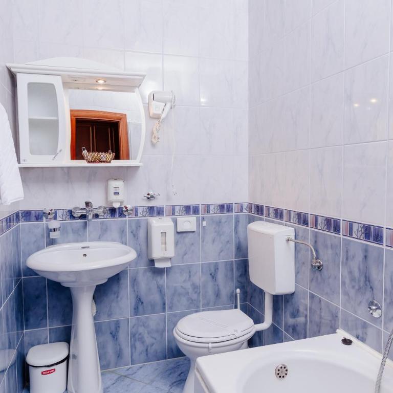 Hotel Montenegrino - Deluxe Double Room with Sea View - 5