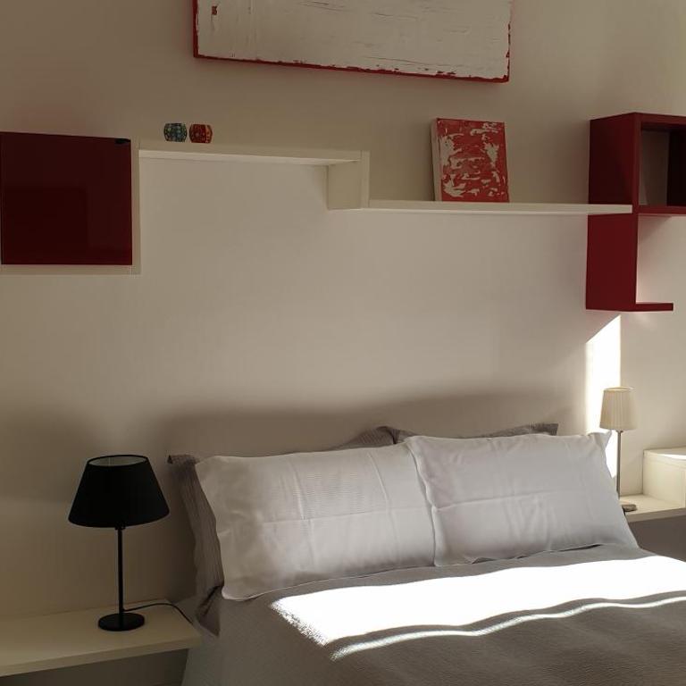Mars41 B&B - Camera Matrimoniale con Balcone e Bagno Privato - 10