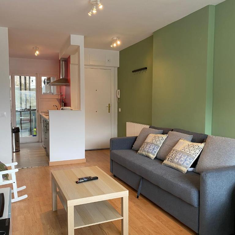 Apartamento en Soldeu a pie de pistas, wifi y parquin - Two-Bedroom Apartment - 9