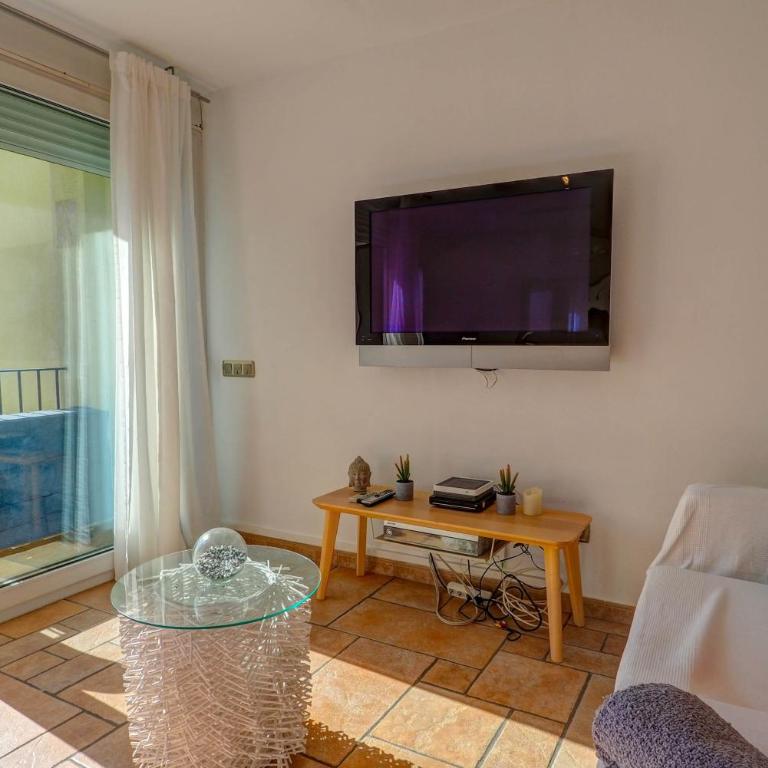La Marina Sea Front by Hello Homes Sitges - Apartamento de 3 dormitorios - 7