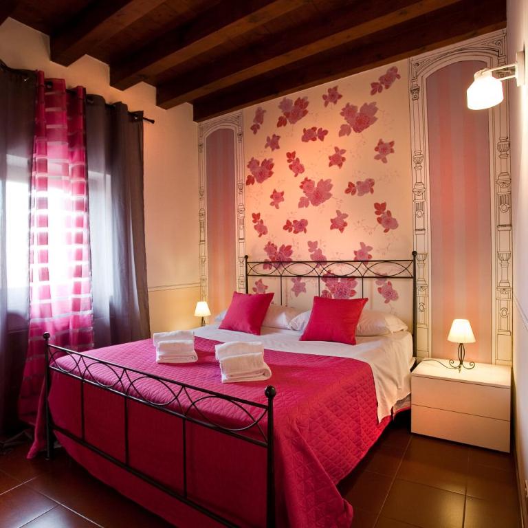 Apartments City Center - One-Bedroom Apartment - 4