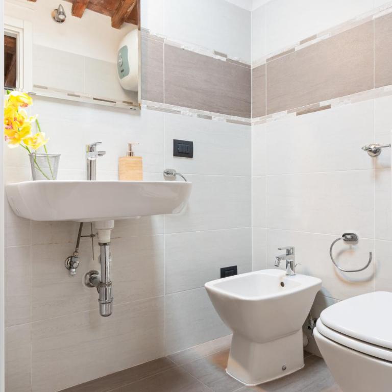 GuestHost - Modern Studio Flat - 3 mins from Duomo Square - Appartamento con 1 Camera da Letto - 13