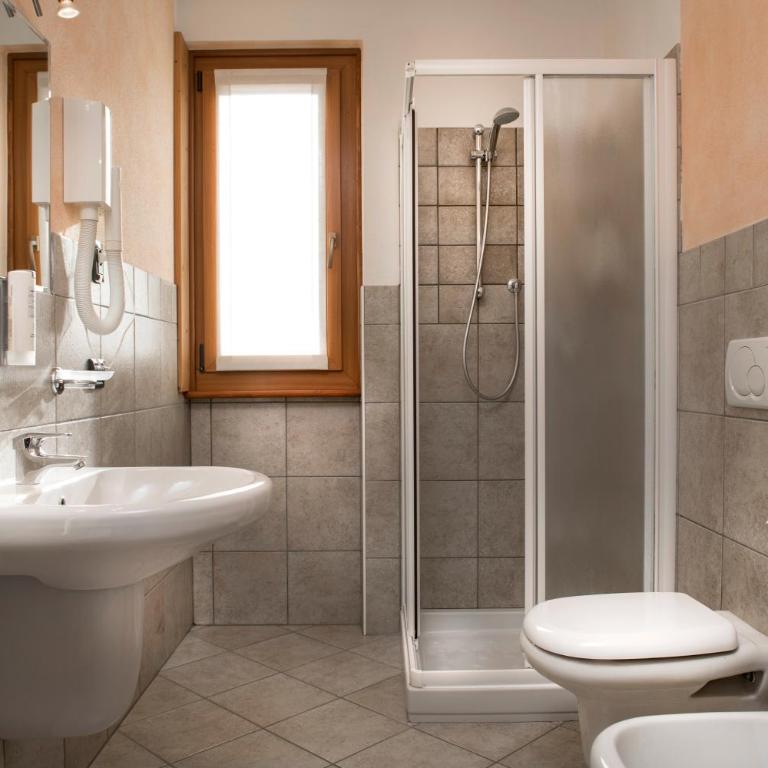 Chalet Stelle Di Neve - Appartamento con 2 Camere da Letto (6 Adulti) - 3