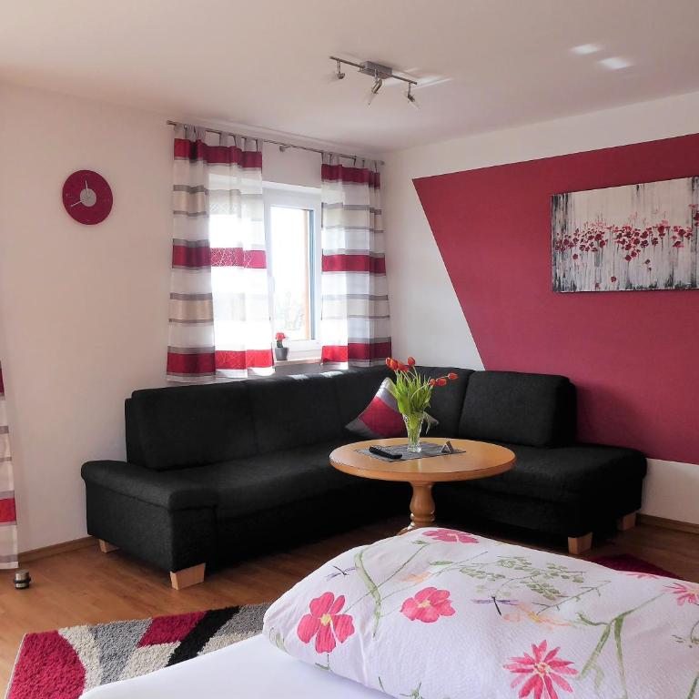 Gästehaus Sonner - Premium Doppel-/Zweibettzimmer mit Balkon - 2