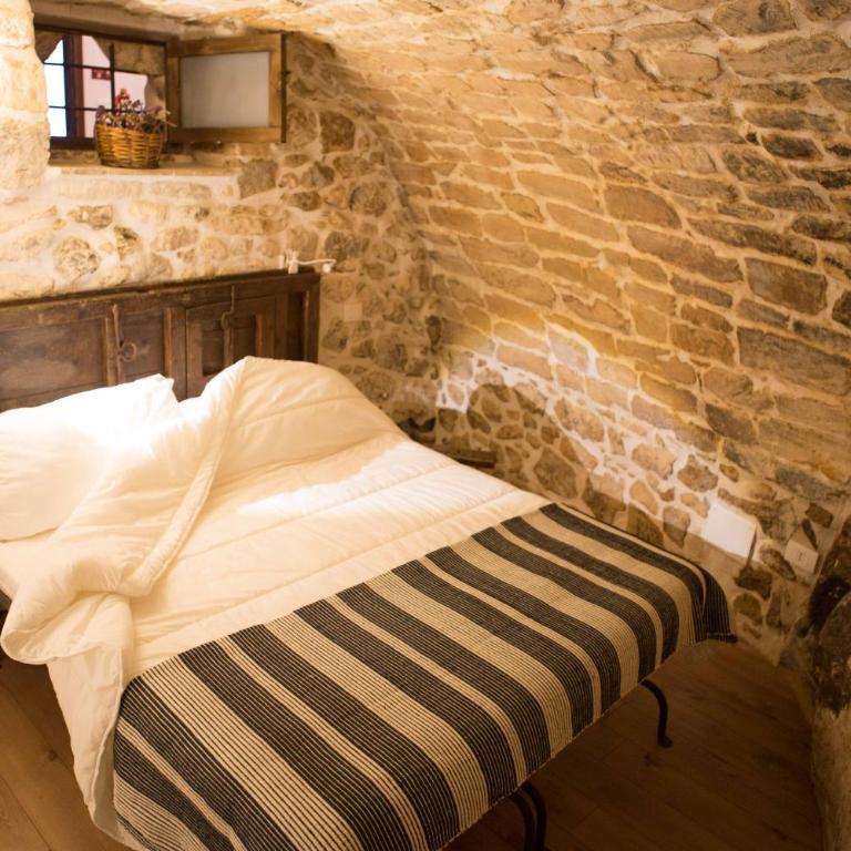 Case-grotte degli Avi, esperienza abitativa in grotta - Appartamento Deluxe - 16