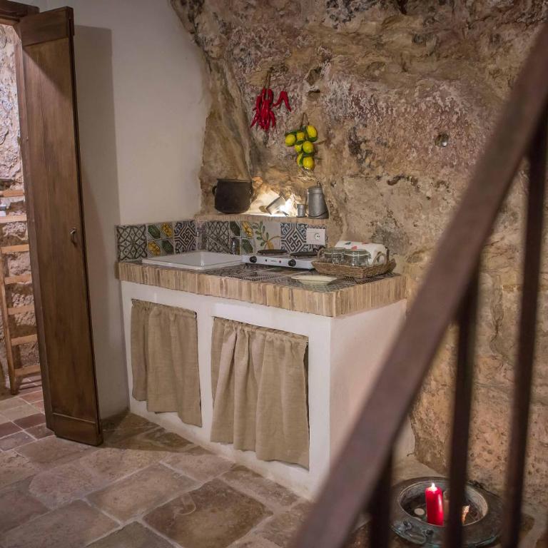 Case-grotte degli Avi, esperienza abitativa in grotta - Appartamento Deluxe - 10