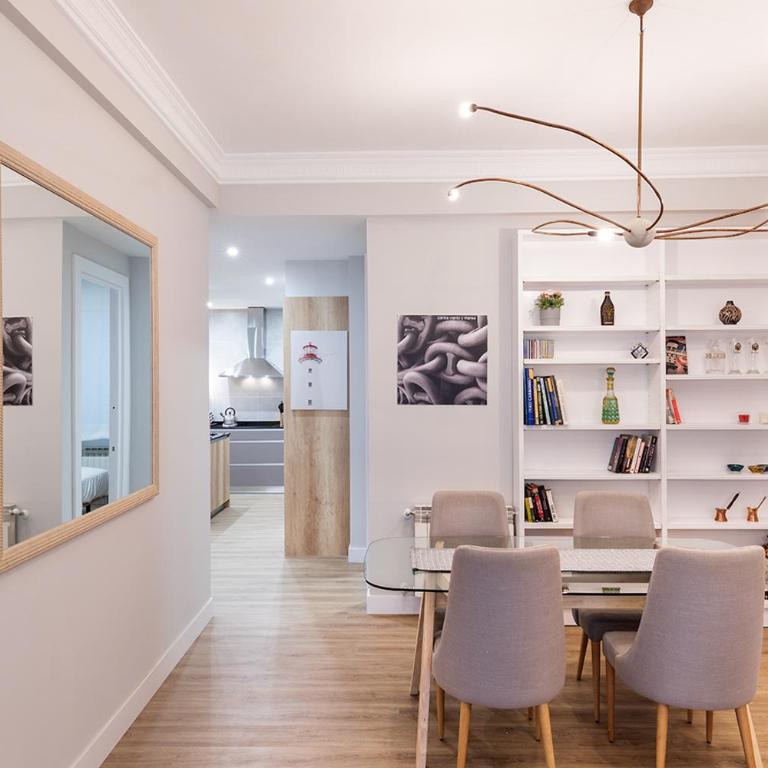Alameda Recalde Centro - Two-Bedroom Apartment - 17
