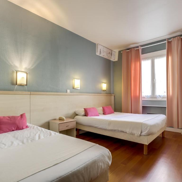 Hôtel Du Midi - Chambre Triple (1 Lit Double et 1 Lit Simple) - 2