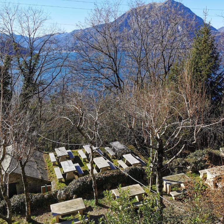 Near Villa Monastero and Castello di Vezio - Appartement - Vue sur Lac - 52