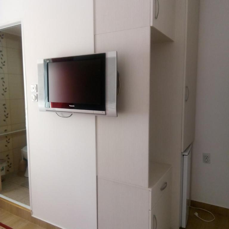 Smeštaj Milenković - Dvokrevetna Soba sa Bračnim Krevetom - 3
