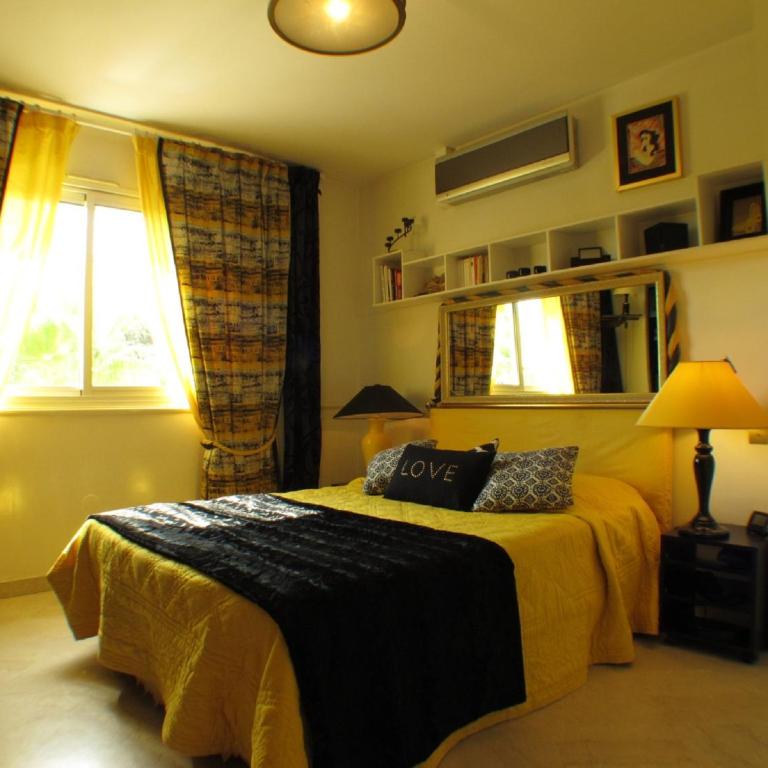 9 chambres spa hamman sauna Piscine chauffée poss - Villa - 79