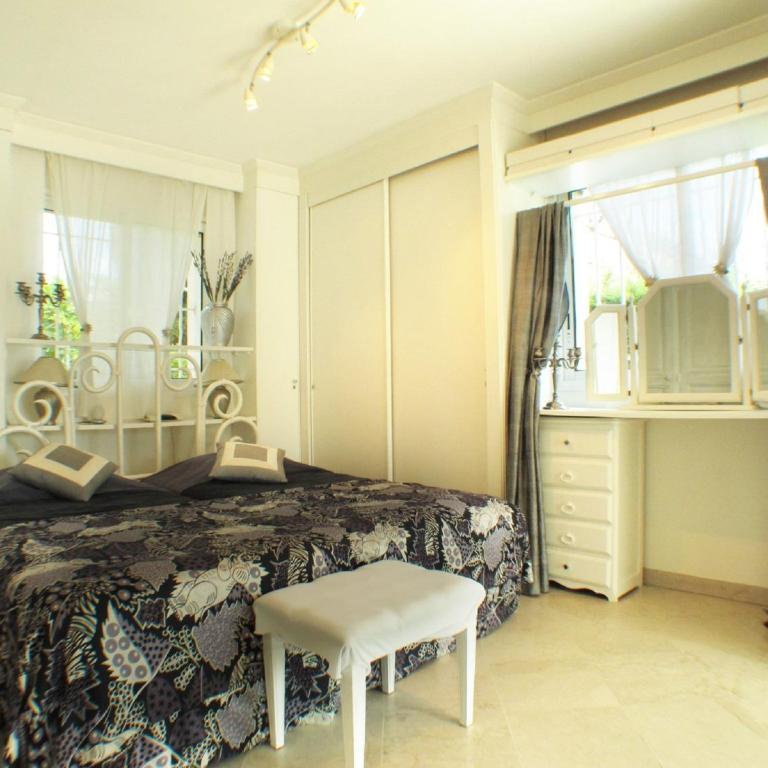 9 chambres spa hamman sauna Piscine chauffée poss - Villa - 68