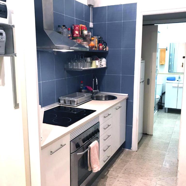 Rainbow - Three-Bedroom Apartment - 4