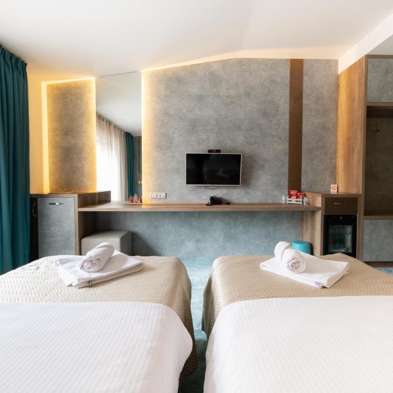 Hotel Nota - Dvokrevetna Soba sa Zasebnim Krevetima - 7