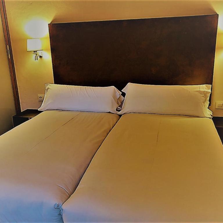 Chillout Hotel Tres Mares - Habitación Doble Superior - 2 camas - 4