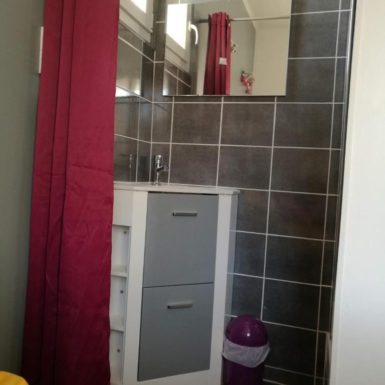 Le Moussaillon - F2 à 20 m de la plage - Appartement 1 Chambre - 23