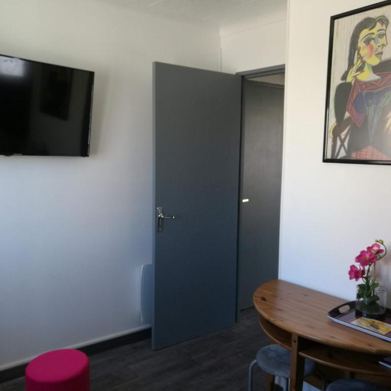 Le Moussaillon - F2 à 20 m de la plage - Appartement 1 Chambre - 18