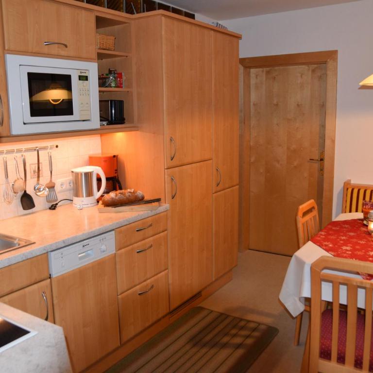 Ferienwohnungen Annelies - Apartment mit 1 Schlafzimmer - 2