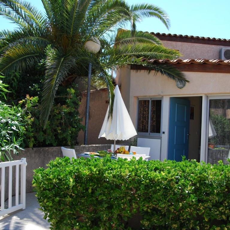 Lagrange Vacances Les Jardins de Neptune - Petite Maison en Duplex avec Climatisation (4-6 Adultes) - 1