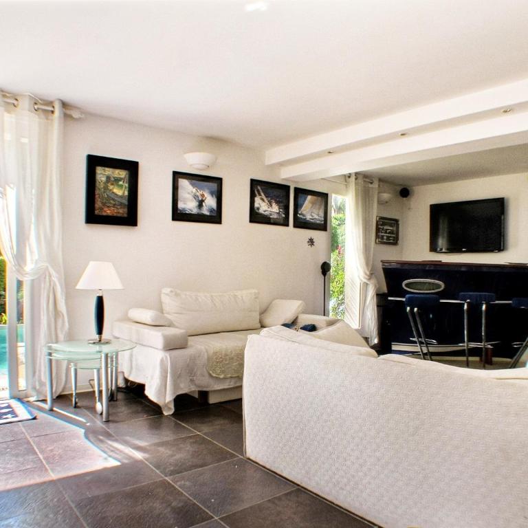 9 chambres spa hamman sauna Piscine chauffée poss - Villa - 87