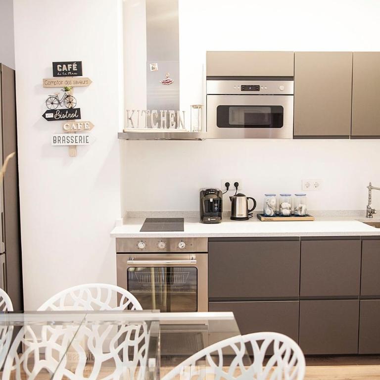 Jazmin 6 ( whole apartment ) - Three-Bedroom Apartment - 5