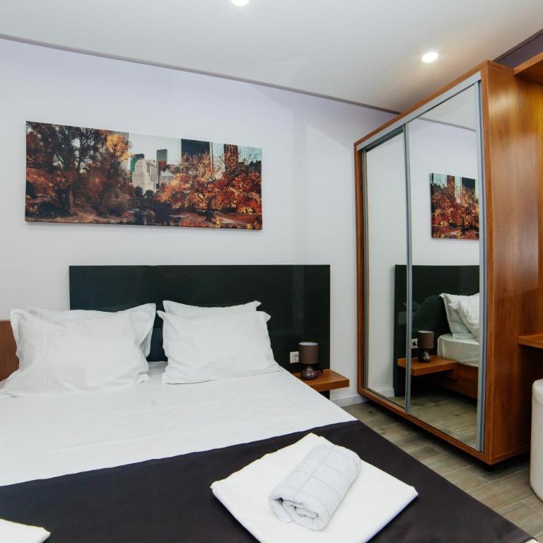 Etna Apartments - Studio with Balcony - 15
