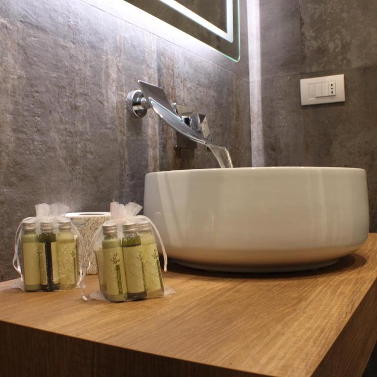 Moro 34 - Deluxe Room - 9