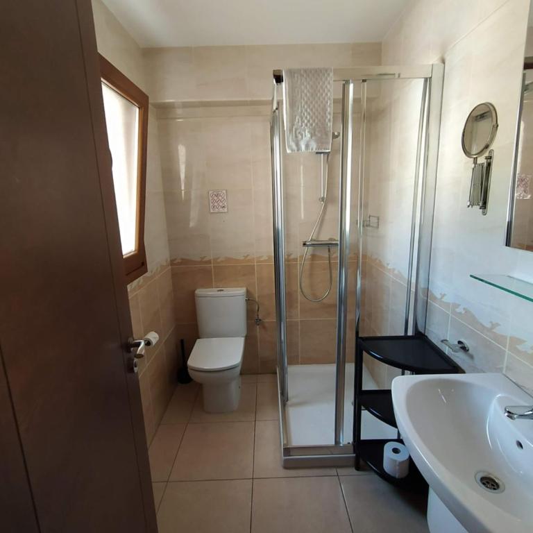 Hostal Gran Sol - Family Room - 4