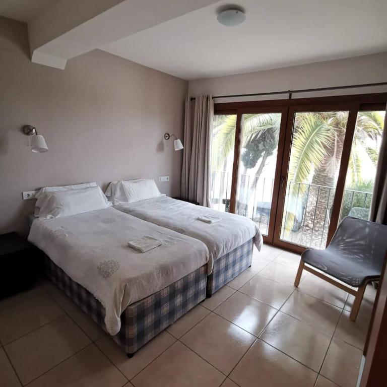 Hostal Gran Sol - Twin Room - Disability Access - 2