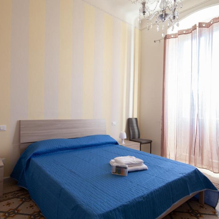 Rent Rooms La Spezia - Habitación Doble con balcón - 3