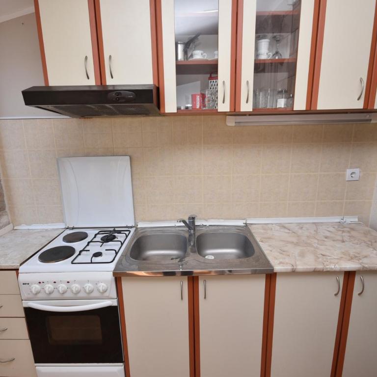 SeaSide House - Two-Bedroom House - 5