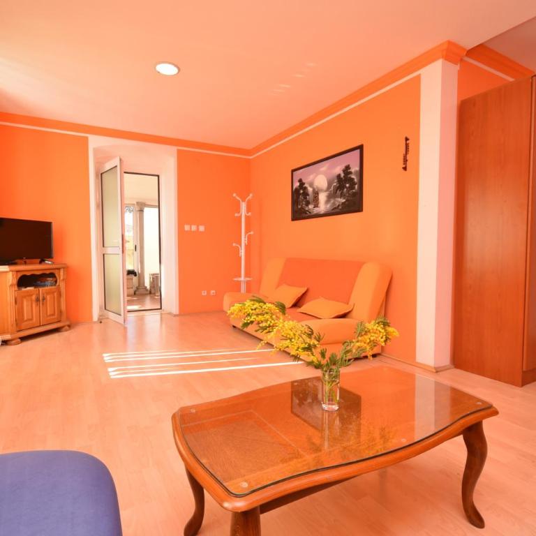 SeaSide House - Two-Bedroom House - 6
