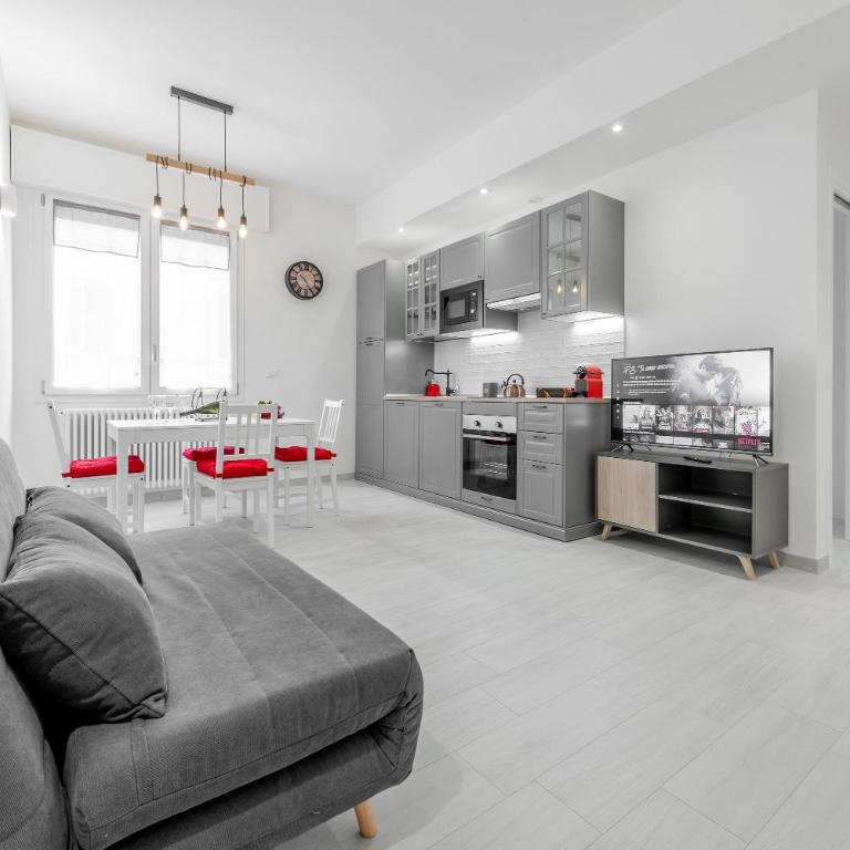 Realkasa Old Town Flat - Appartamento con 2 Camere da Letto - 1