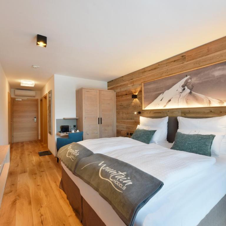 MOUNTAIN HOTEL LUIS inkl Zell am See-Kaprun Sommerkarte - Deluxe Doppelzimmer mit Balkon - 2