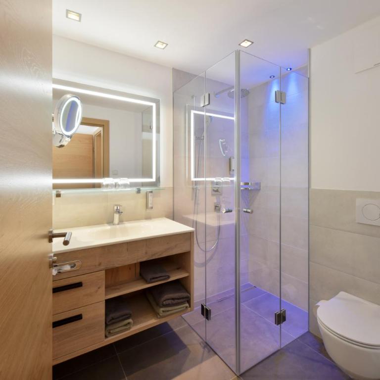MOUNTAIN HOTEL LUIS inkl Zell am See-Kaprun Sommerkarte - Suite mit 2 Schlafzimmern - 18