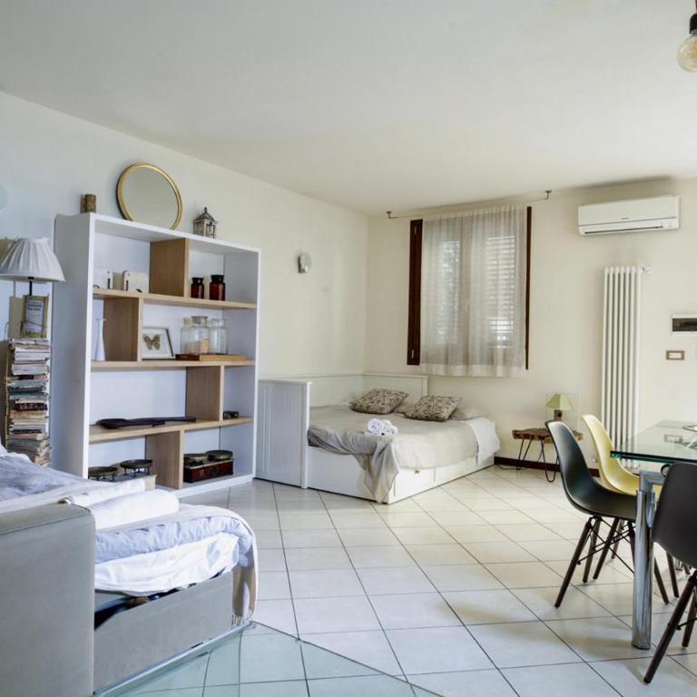La Corte del Pratello - Apartment with Garden View - 6