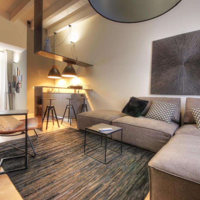 Urban Central Suites - One-Bedroom Apartment - 3