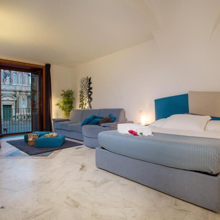 Le Suites Del Duomo House - Quadruple Room with Balcony - 5