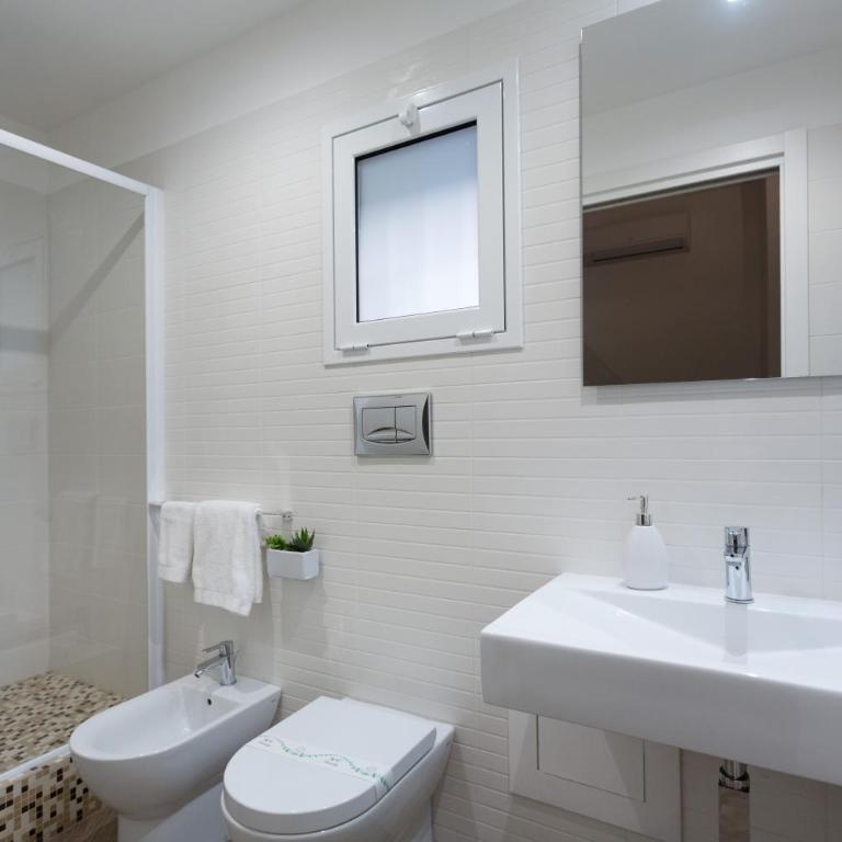 Le Suites Del Duomo House - Superior Apartment with Internal View - 4