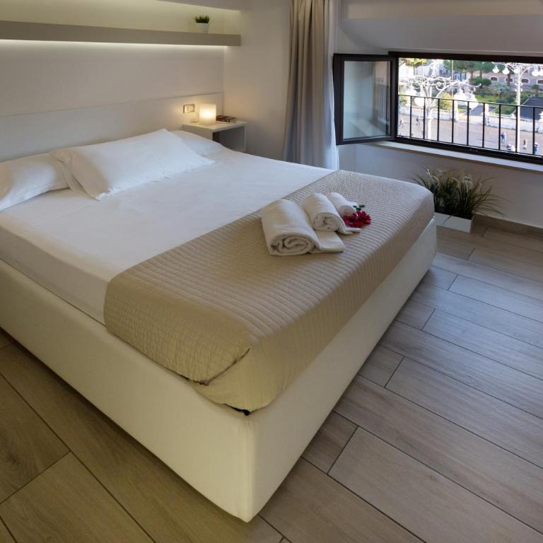Le Suites Del Duomo - Deluxe Double Room - 14
