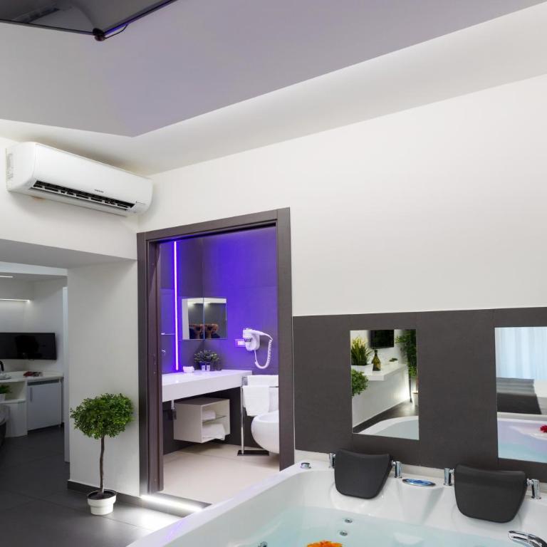 Le Suites Del Duomo - Queen Room with Spa Bath - 3