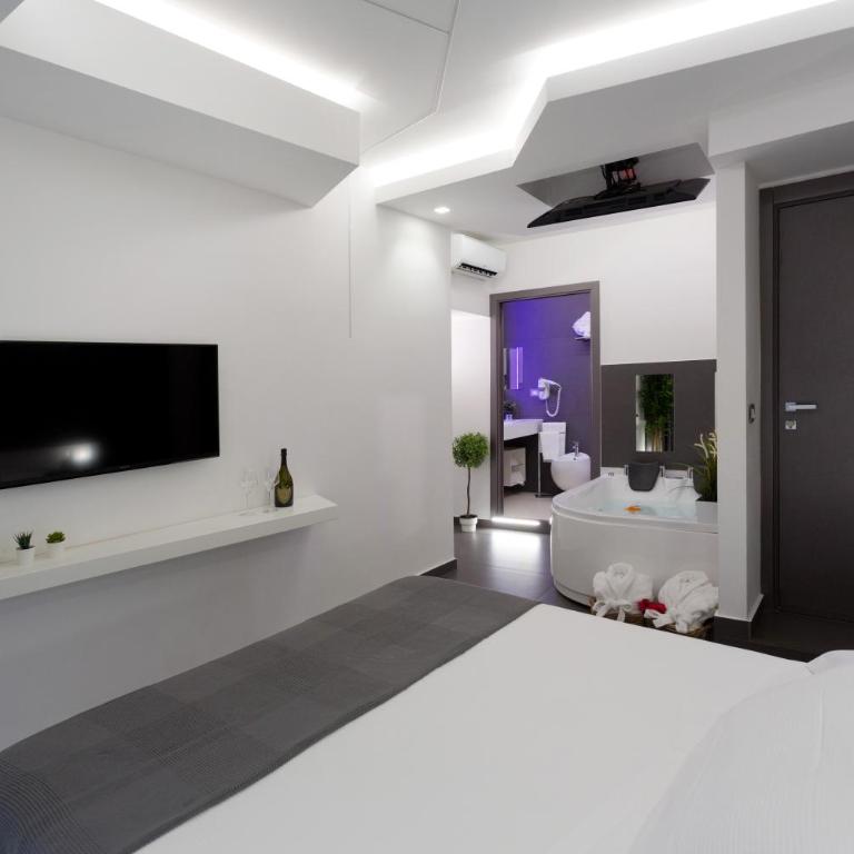 Le Suites Del Duomo - Queen Room with Spa Bath - 9