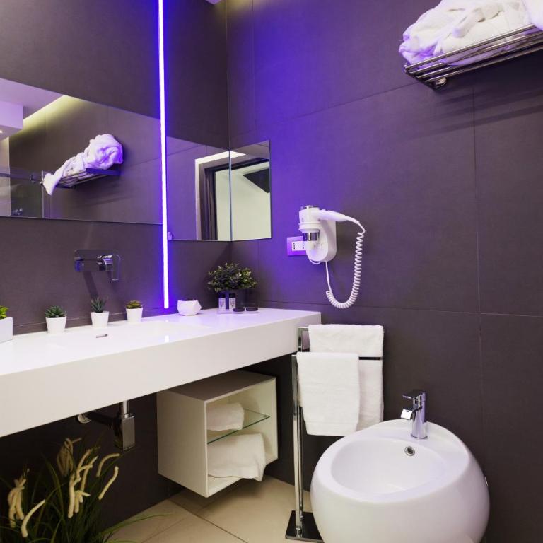 Le Suites Del Duomo - Queen Room with Spa Bath - 17
